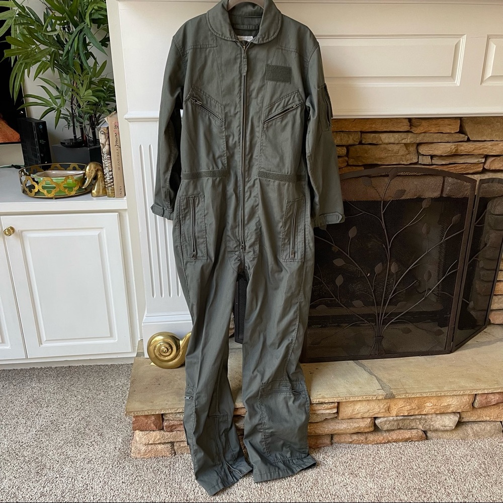 vintage CWU 27/P flyers coveralls 36R jumpsuit US ARMY flight green USAF